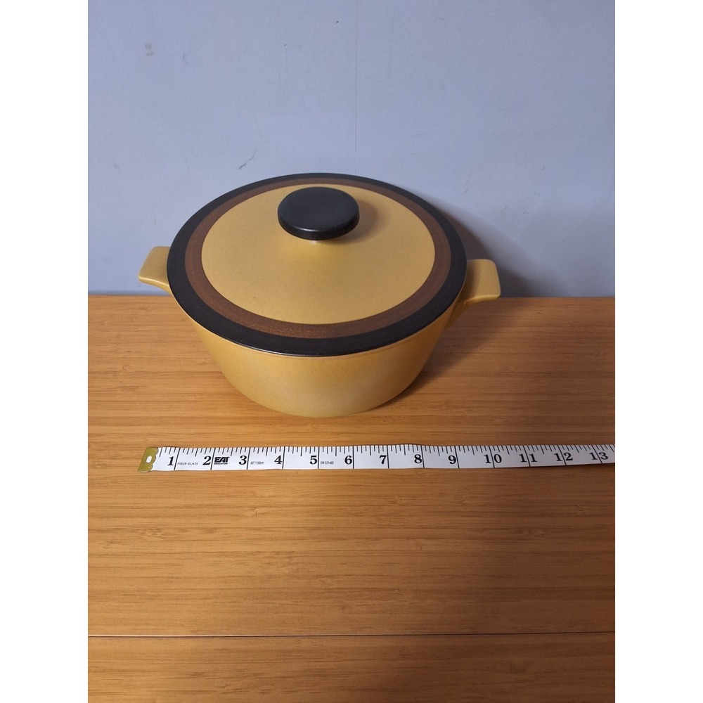 Vintage 1970's Arrow Stone Casserole Dish. Made In Japan. - Picture 8 of 9